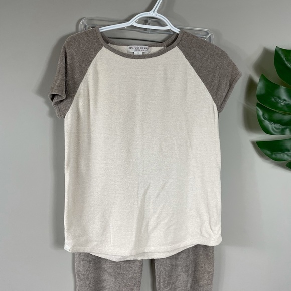 Barefoot dreams pajamas - Picture 3 of 10